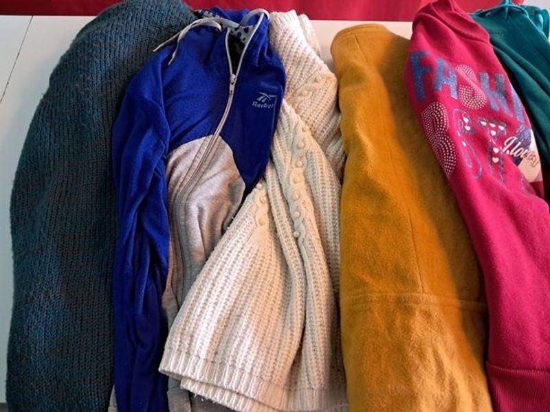 Lotes de ropa y accesorios para la temporada - imagen 2