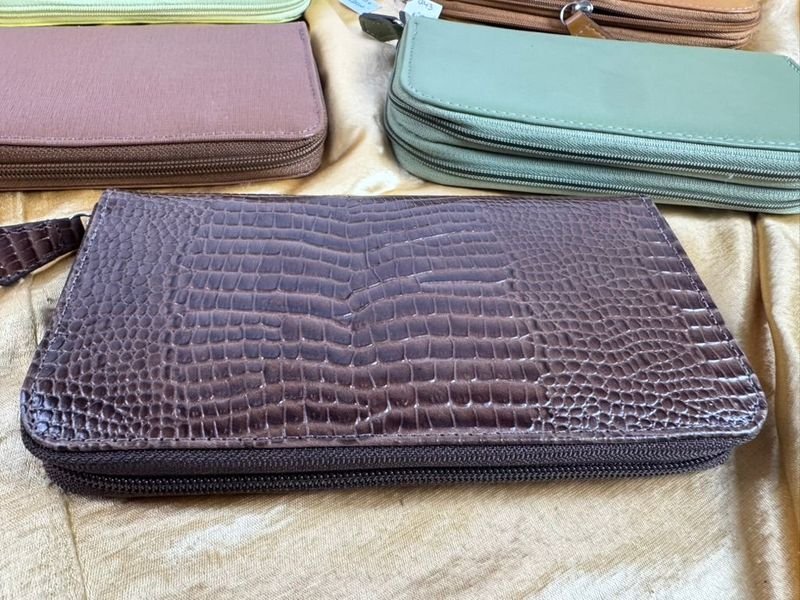 Item 829239 - Image 1