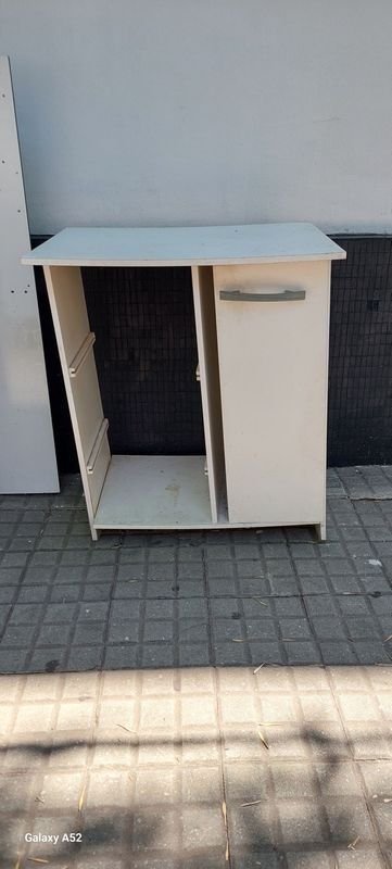 Item 848169 - Image 1