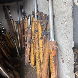 Lote siguiente: Lote de Cilindros Hidráulicos Usados para Maquinaria