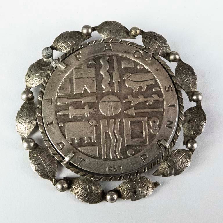 Item 2096682 - Image 1