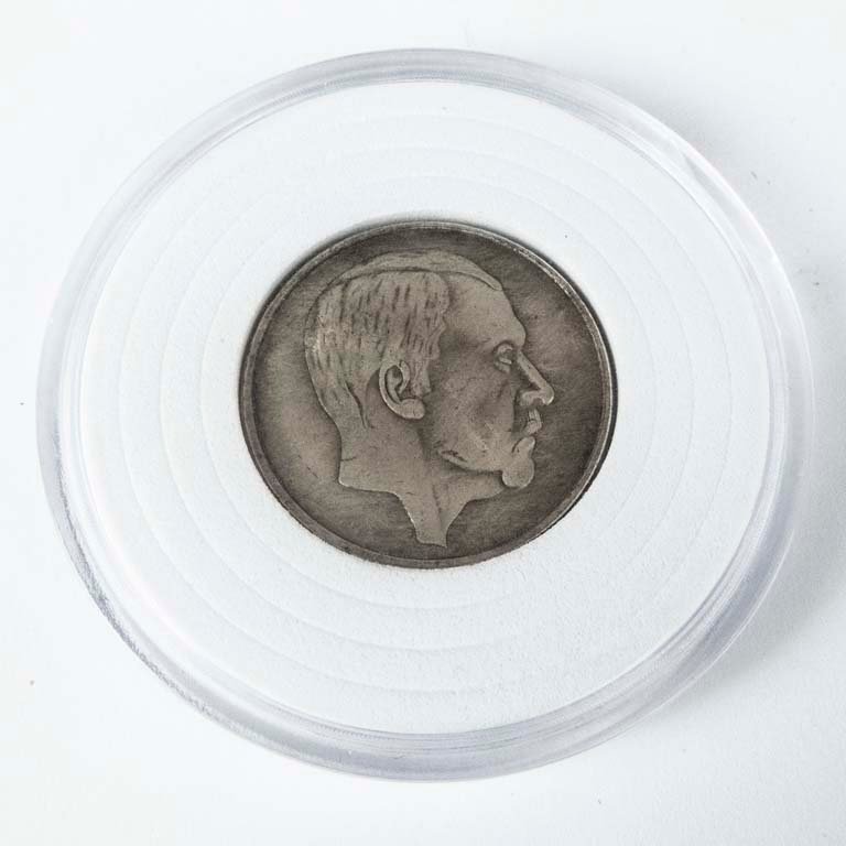 Item 2107817 - Image 0