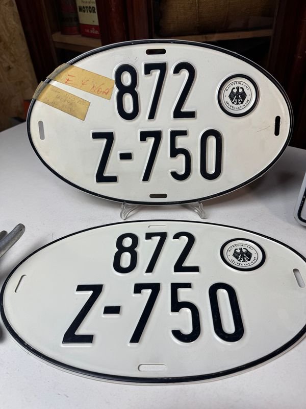 Placas de matrícula originales para coches - imagen 2