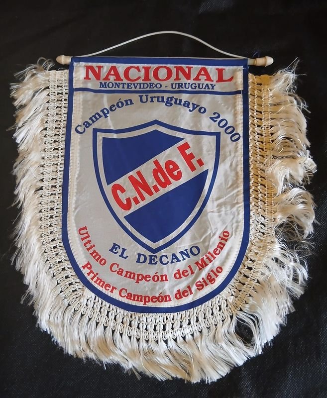Banderín de Gala Club Nacional de Football Campeón Uruguayo 2000