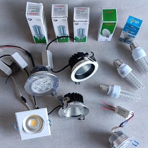 Lote de Varias Lámparas LED y Focos - imagen 4