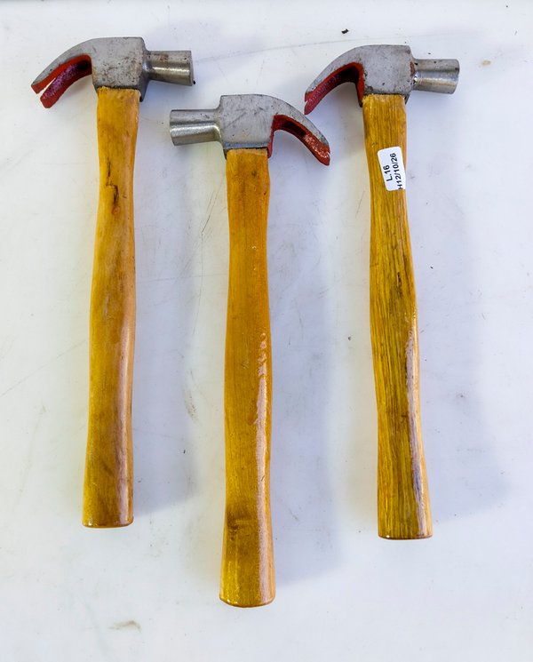 Lote de 3 Martillos de Uña con Mangos de Madera - imagen 1