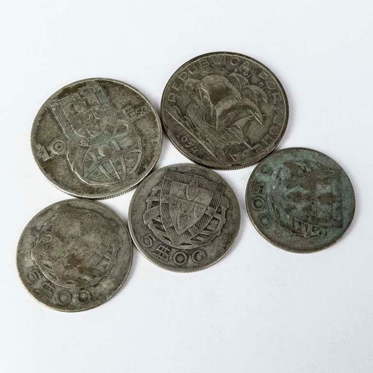 Item 2108008 - Image 1