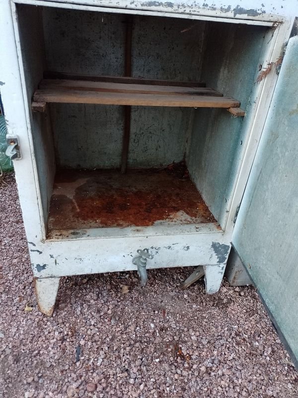 Heladeras antiguas de latón y madera para venta - imagen 4