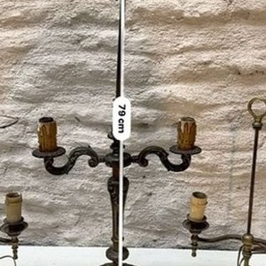 Lote de 3 Lámparas de Bronce Estilo Clásico - imagen 3
