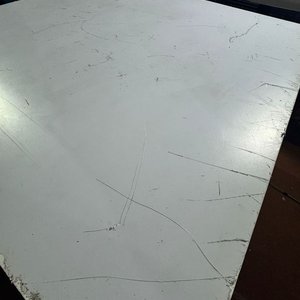 Mesa Cuadrada Cassoni Tapa Madera Blanca Base Hierro - imagen 3