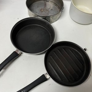Sartén Doble "Vitrocerámica" Fasga, Tortera Desmontable y 4 Bowls Plásticos - imagen 5