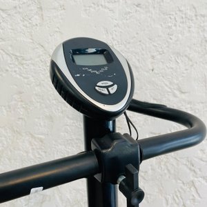 Bicicleta Ergométrica Ten Series SB30 Sin Uso - imagen 2