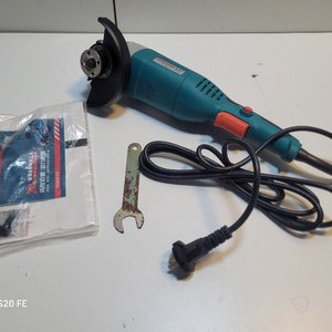 Amoladora Angular Eléctrica Fuqiang con Accesorios - imagen 2