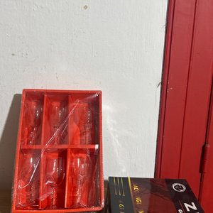 Lote anterior: Set de 6 Copas de Vidrio Pequeñas