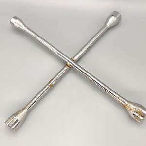 Llave Cruz para Ruedas de Auto - imagen 3