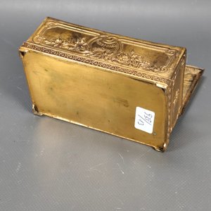 Caja de Perfume Francés "Esora" en Metal Dorado con Interior de Terciopelo - imagen 9