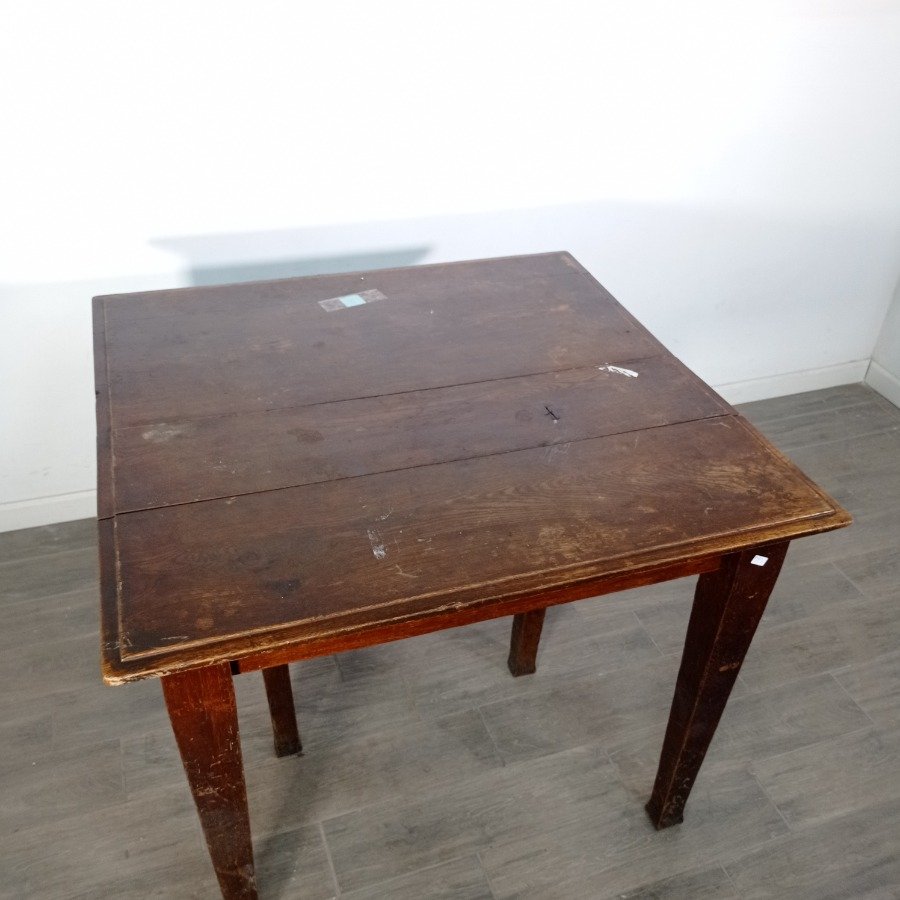 Mesa de roble con seis patas y sin extensión - imagen 3