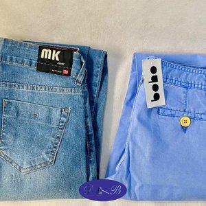 Lote siguiente: Dos Pantalones Vaqueros Nuevos Talles 25 y 28