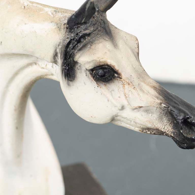 Figura de caballo de pasta cerámica - imagen 2