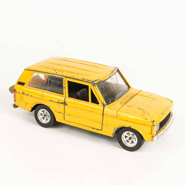Camioneta Ranger Rover escala 1/24 colección Burago. con detalles