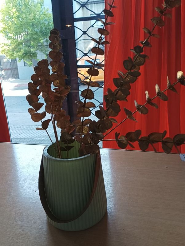 Item 896044 - Image 0