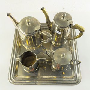 Juego de Metal para Servir: Bandeja, Tetera, Cafetera, Azucarero y Lechera - imagen 2