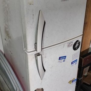 Heladera Daewoo Blanca de 2 Puertas - imagen 2