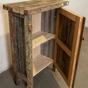 Mueble Rústico de Madera con Puerta y Estantes - imagen 2