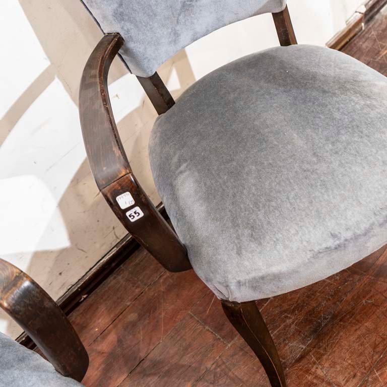 Item 2104521 - Image 1