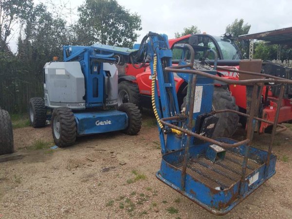 Plataforma Elevadora Articulada Genie Z-34/22