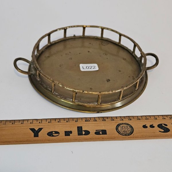 Bandeja en bronce con diseño imitación de bambú - imagen 1