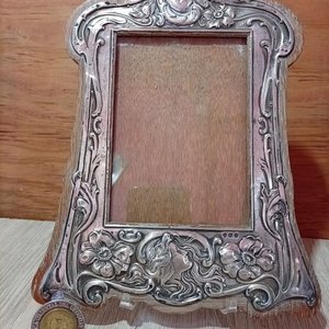 Porta Retrato Art Nouveau con Sellos y Cuños - imagen 1