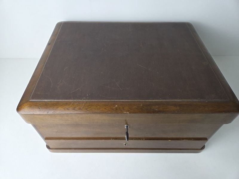 Excepcional juego de cubiertos en platina Eberle con su caja original y llave - imagen 9