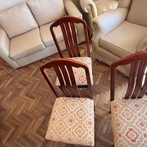 Juego de 8 Sillas Tapizadas de Madera Estilo Clásico - imagen 3