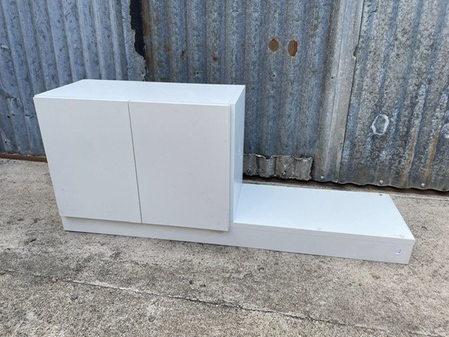 Item 27393 - Image 0