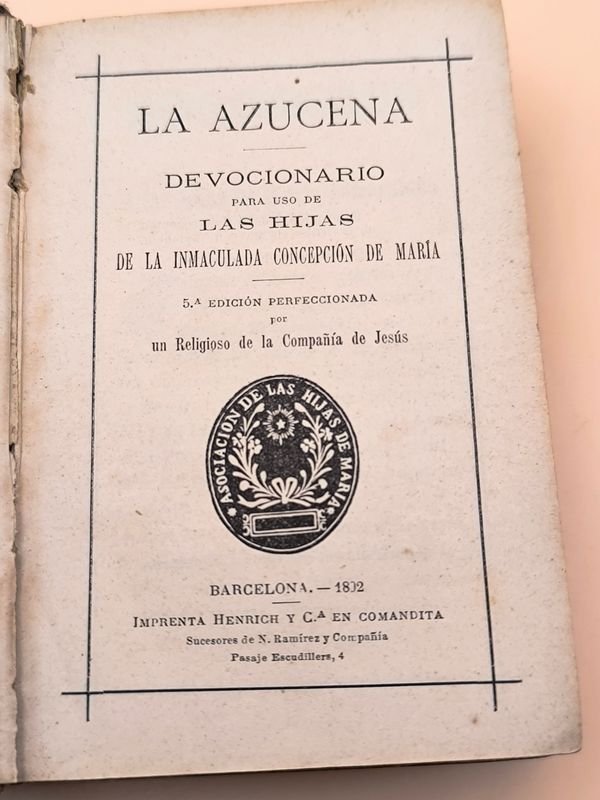 Libro antiguo de devociones con estampa litográfica - imagen 2
