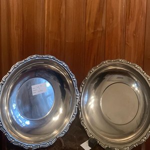 2 fuentes (con acabado metálico brillante y bordes labrados) - imagen 2