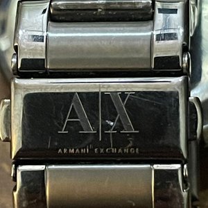 Reloj Armani Exchange AX2119 Bicolor Acero Inoxidable Multifunción - imagen 10