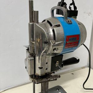 Máquina de Corte Vertical Industrial Gemsi Cuchilla 22cm 220V - imagen 2