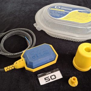 Flotador de Nivel Gianni, Manguera para Soplete a Gas y Manija para Alambre Eléctrico - imagen 2