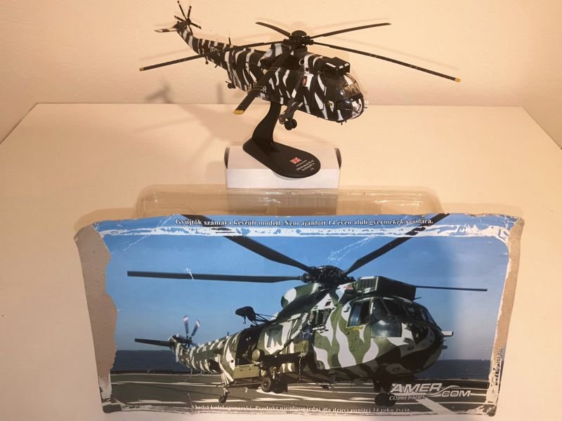 Item 895417 - Image 1