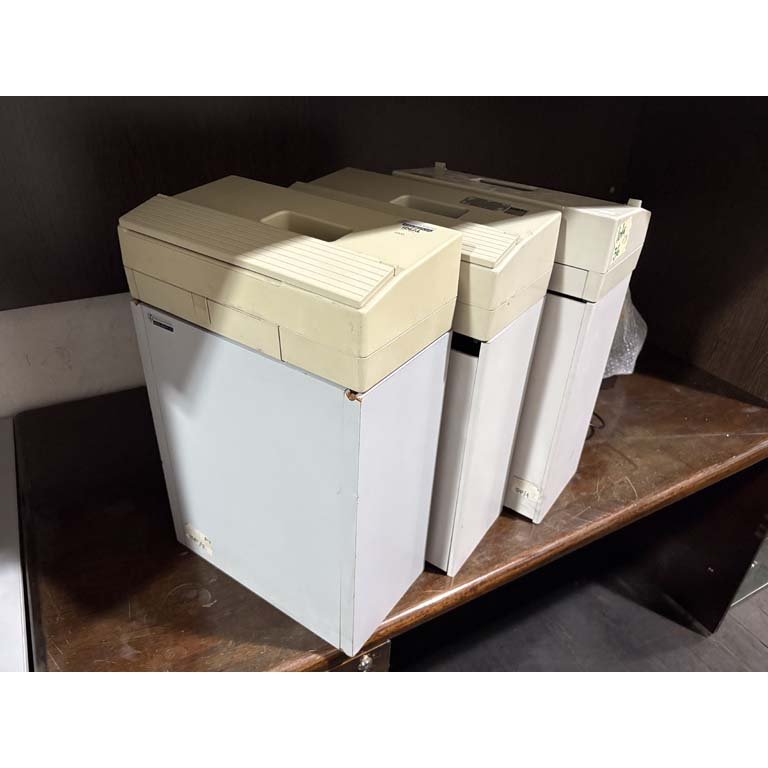 Item 2104736 - Image 0