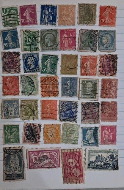 Lote anterior: Colección de sellos y postales antiguas