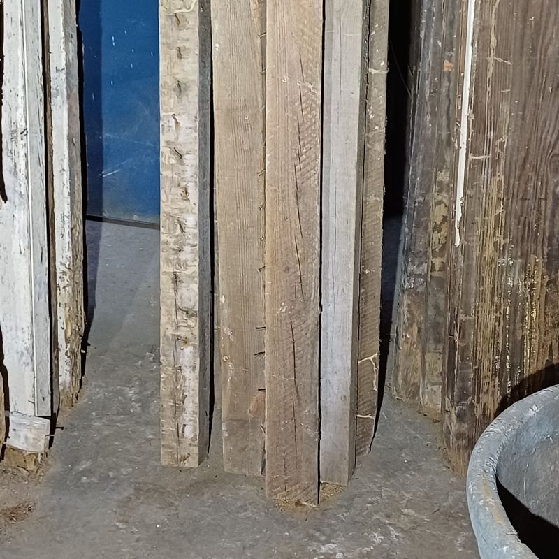 Ocho tirantes de pinotea para construcción - imagen 6