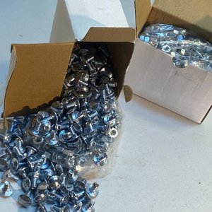 3 Cajas de Tornillos con Tuercas Metálicas - imagen 4