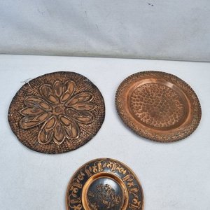 Lote anterior: Lote de 3 Platos Decorativos Repujados en Cobre Vintage