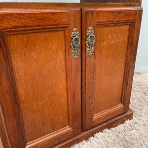 Mesa de TV Rodante en Cerejeira con Puertas y Estante - imagen 3