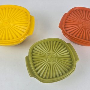 Lote de Bowls Plásticos Naranja, Rojo, Amarillo y Verde con Accesorios - imagen 9