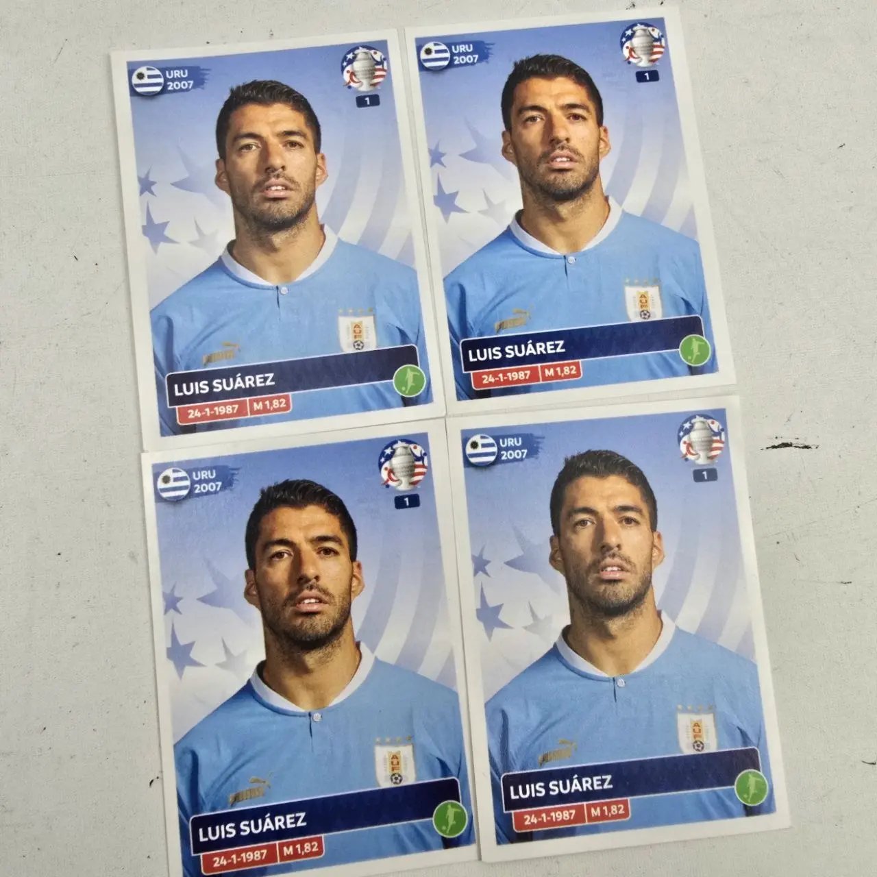 Lote de 4 Láminas Panini Copa América 2024 de Luis Suárez