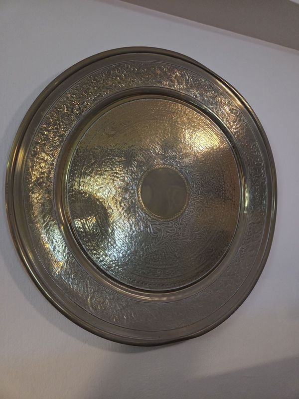 Lote anterior: Plato turco en bronce de 66 cm de diámetro